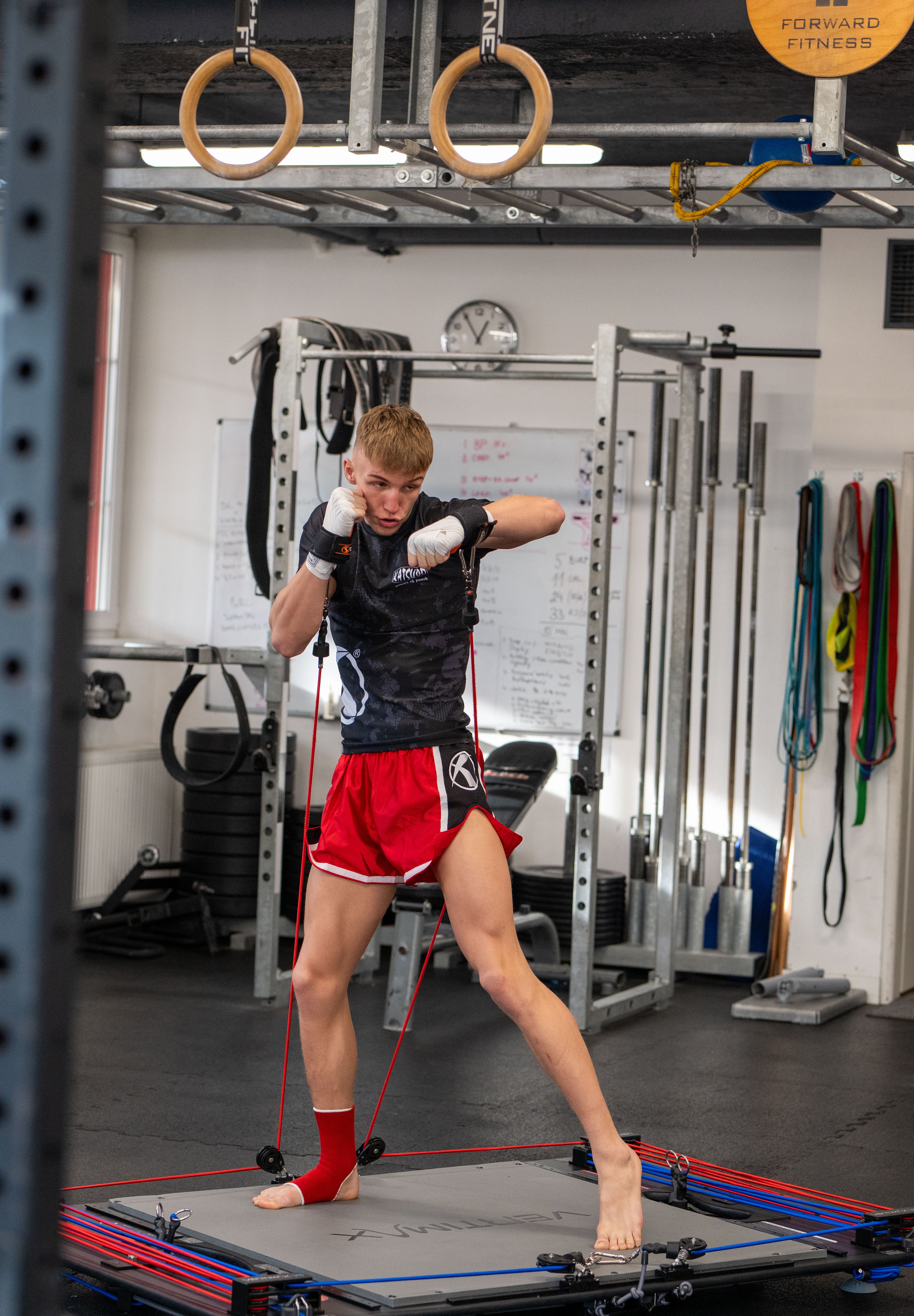 Katsudo Thai Boxing Shorts Huricane, Red
