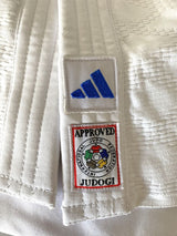 Adidas JU kimono Champion III SVK 750g, biele
